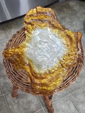 Pretty Opalescent Pearl Plate